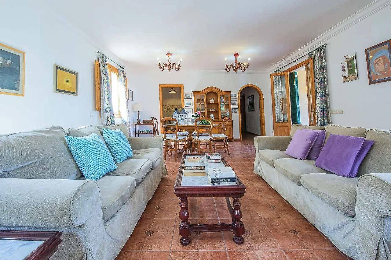 Bosch Villa Pollenca 0*,